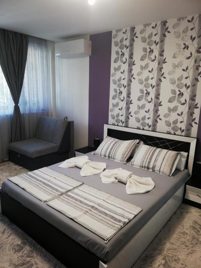 Ani Veliko Tarnovo